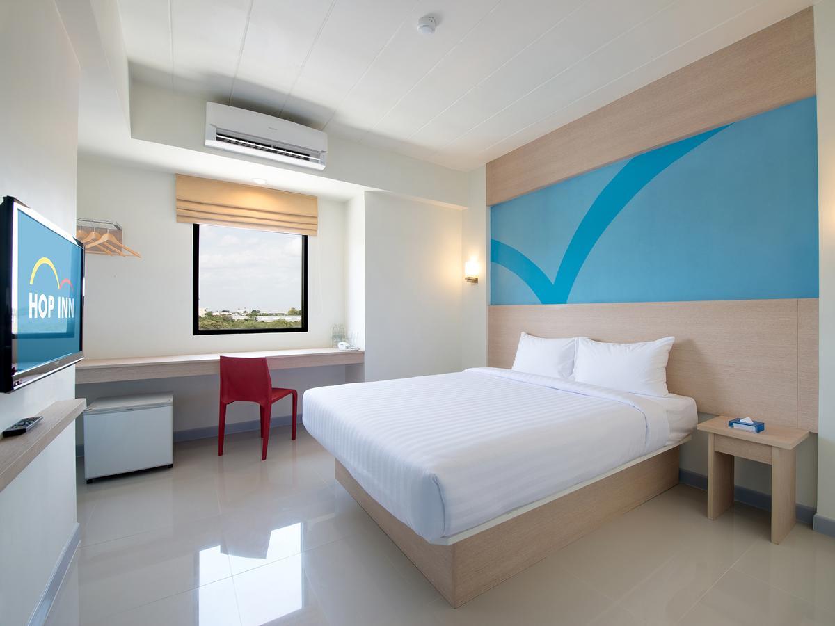 Hop Inn Phitsanulok Exteriör bild