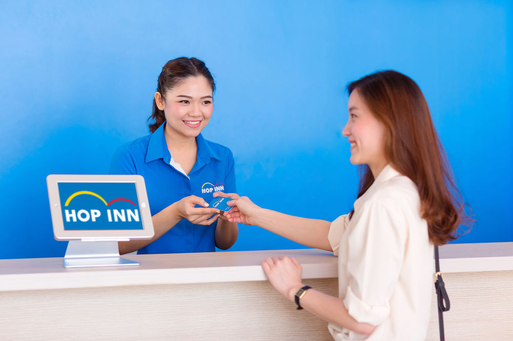Hop Inn Phitsanulok Exteriör bild
