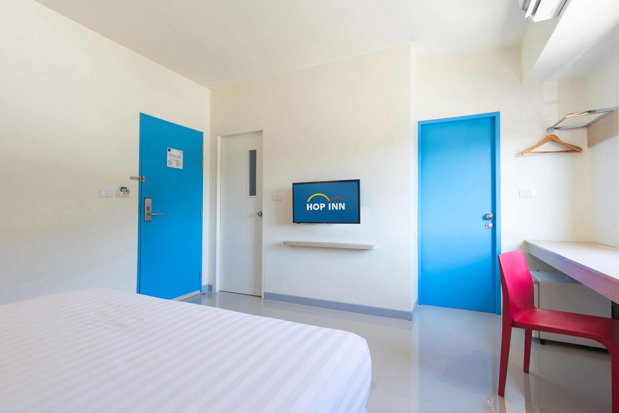Hop Inn Phitsanulok Exteriör bild